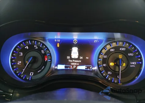 2019 Chrysler 300 300S из США, поврежденный, VIN 2C3CCABG0KH682658